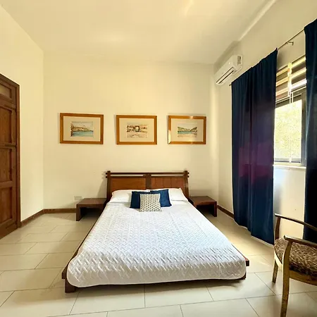 Palazzo Dallo 게스트하우스 4*